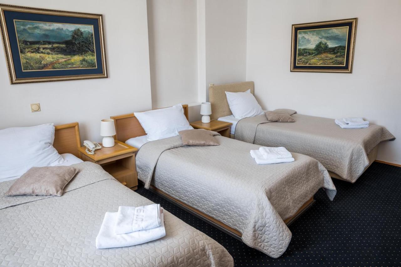 Garni Hotel Panorama Lux Nis Bagian luar foto