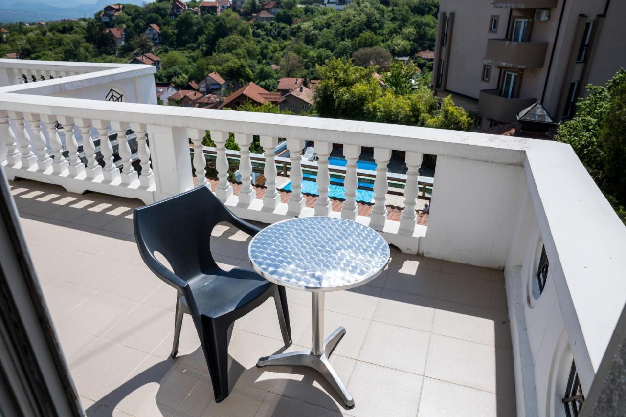 Garni Hotel Panorama Lux Nis Bagian luar foto