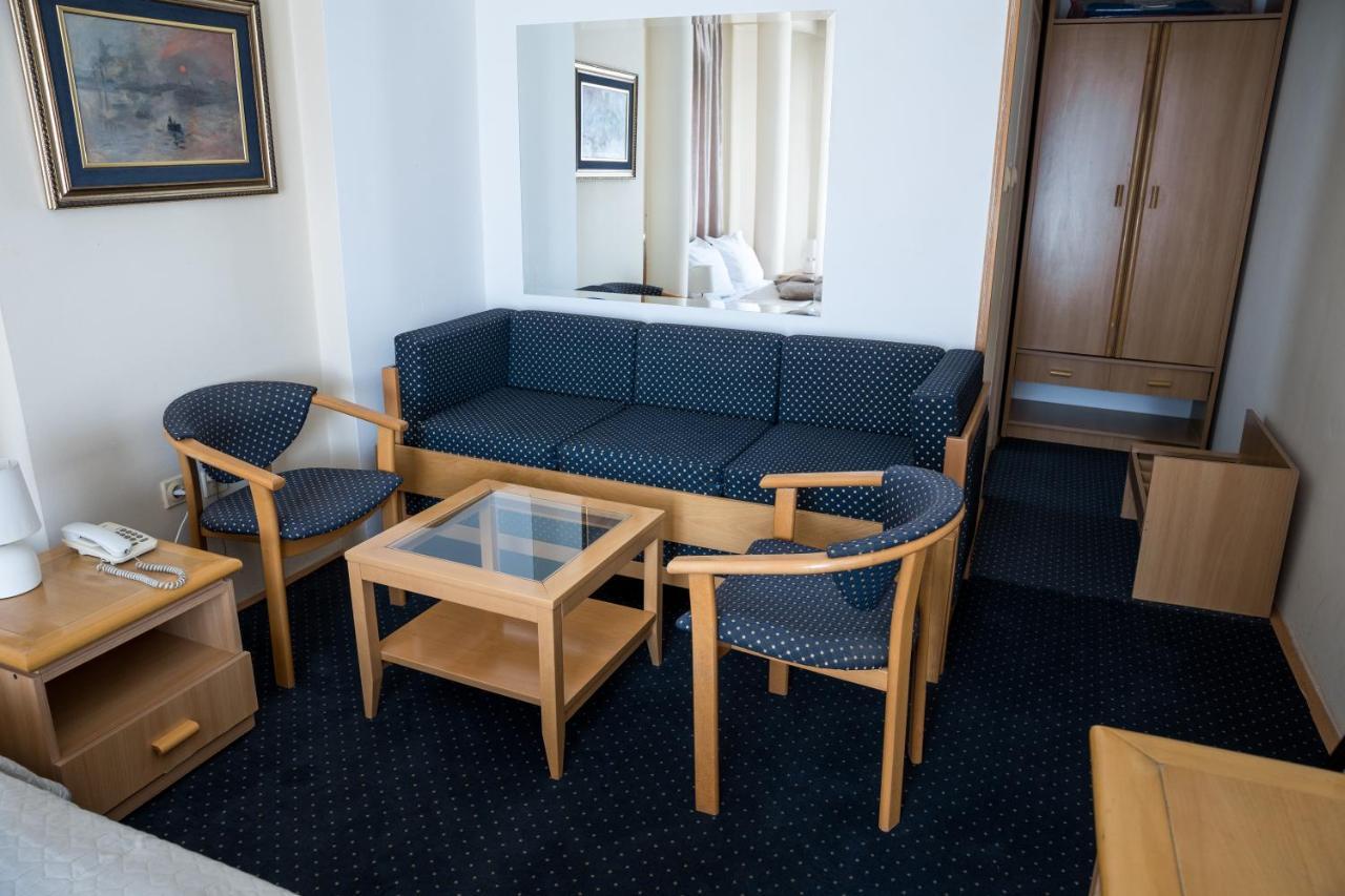 Garni Hotel Panorama Lux Nis Bagian luar foto