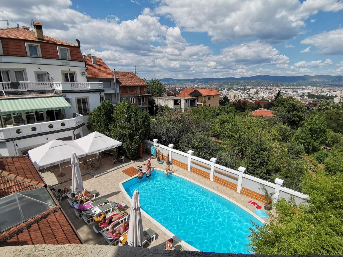 Garni Hotel Panorama Lux Nis Bagian luar foto