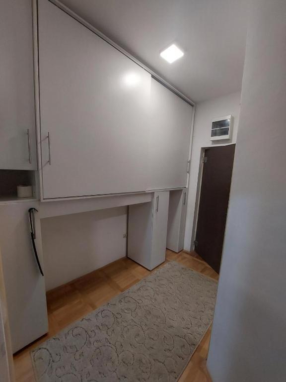 Garni Hotel Panorama Lux Nis Bagian luar foto